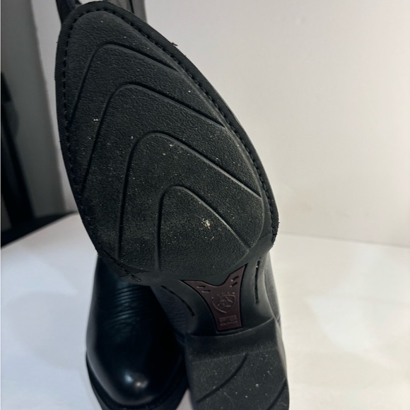 Ariat Men’s Heritage western boot style 34770 size 7 EE - Picture 6 of 8